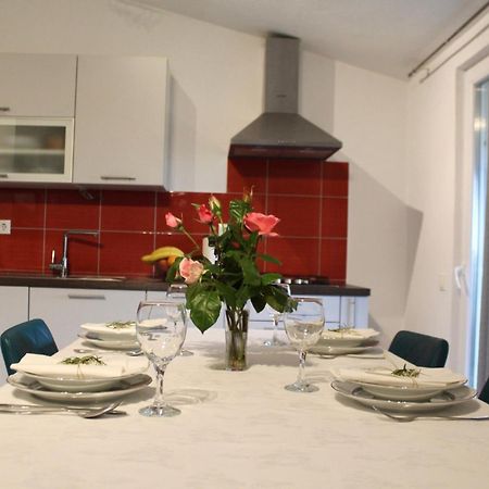 Apartament Apartman Oliva Posedarje Zewnętrze zdjęcie